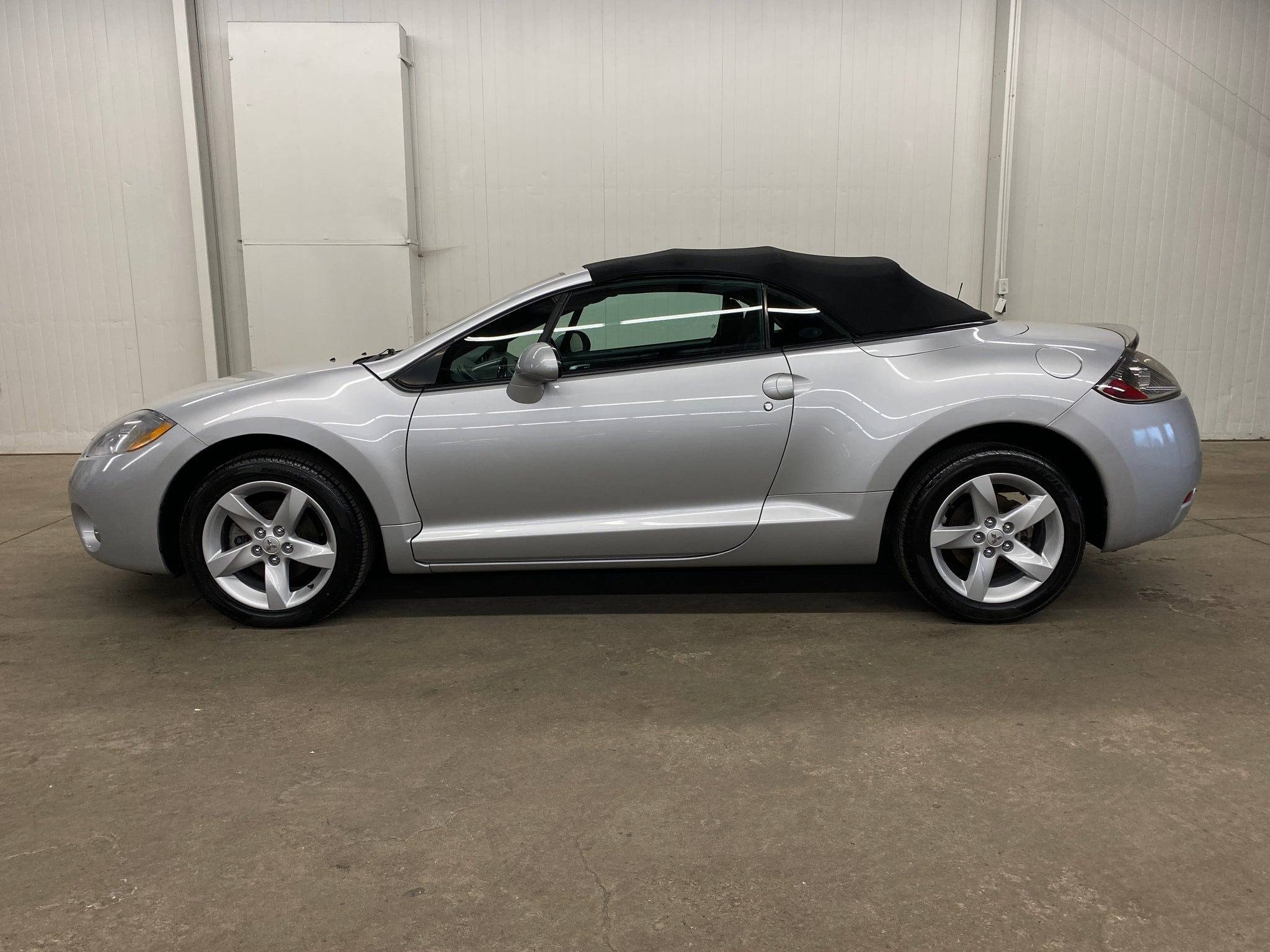 2007 Mitsubishi Eclipse Spyder GT - Photo 10