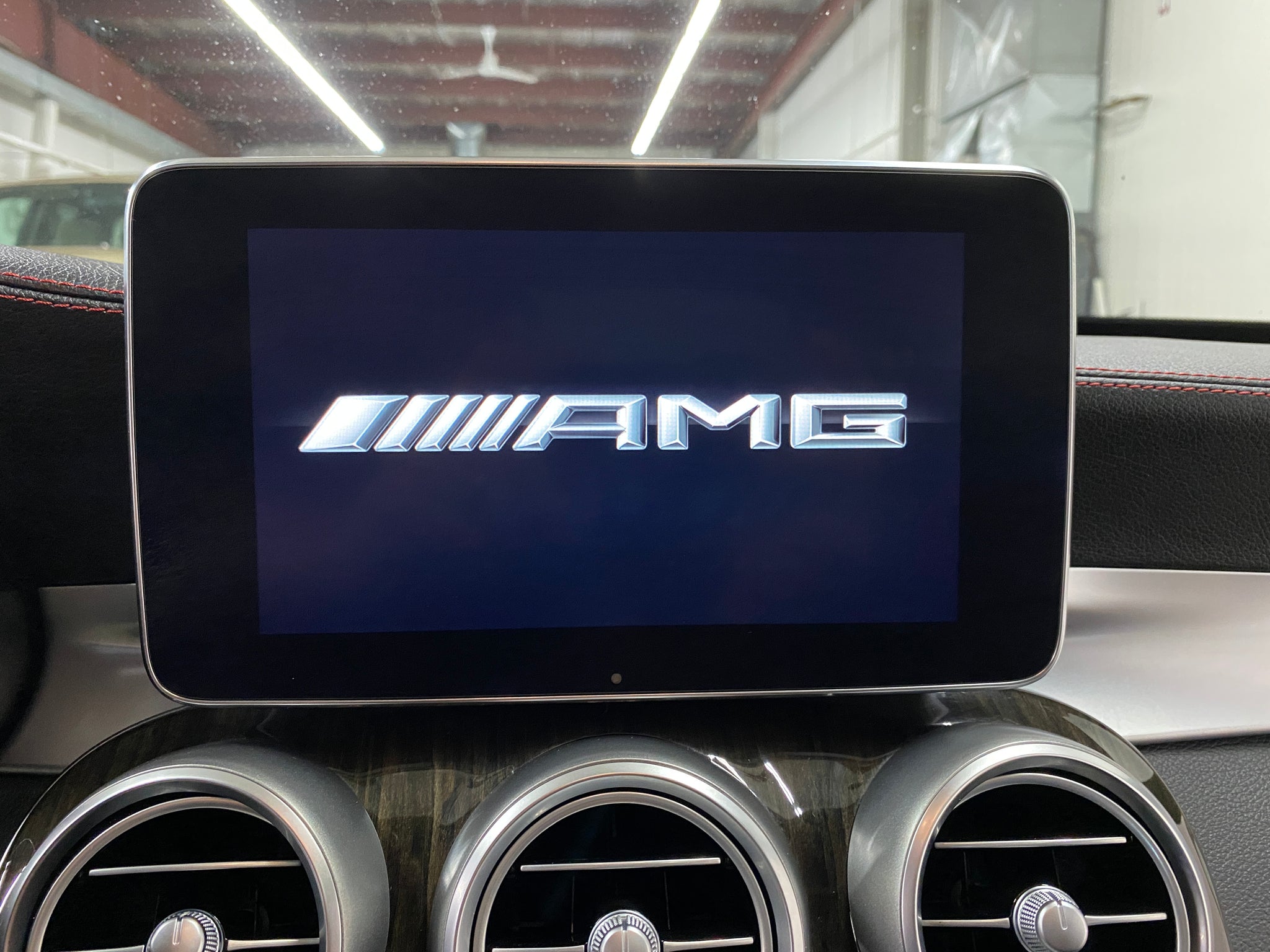 2018 Mercedes-Benz C-Class Sedan AMG C43 - Photo 25