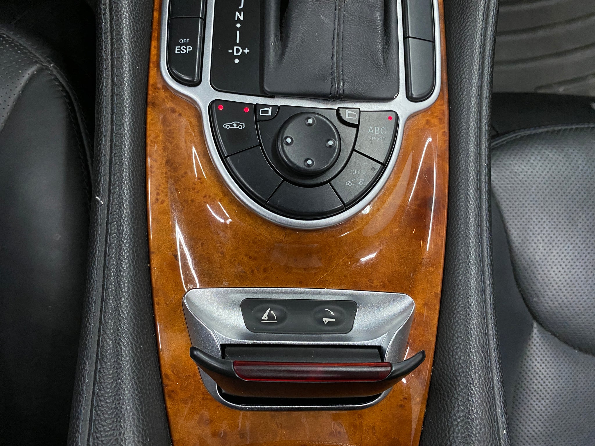 2006 Mercedes-Benz SL-Class SL500 - Photo 37