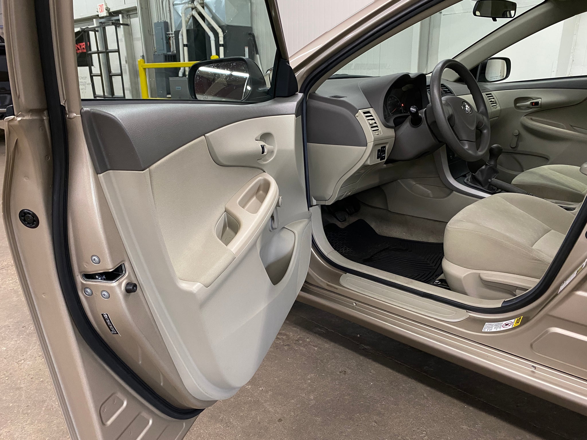2010 Toyota Corolla S - Photo 33