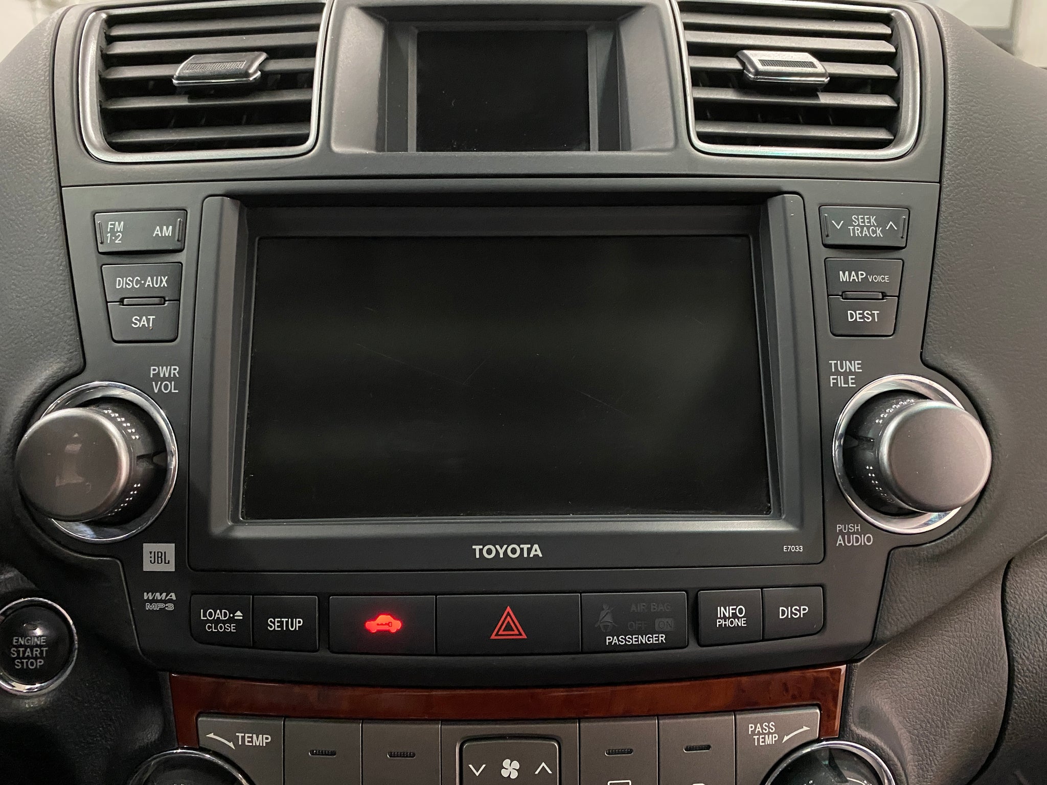 2011 Toyota Highlander Limited - Photo 28