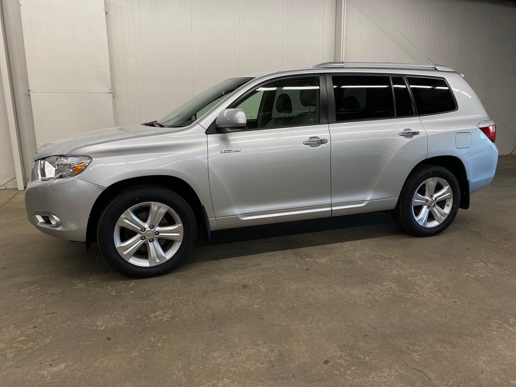 2009 Toyota Highlander's photo