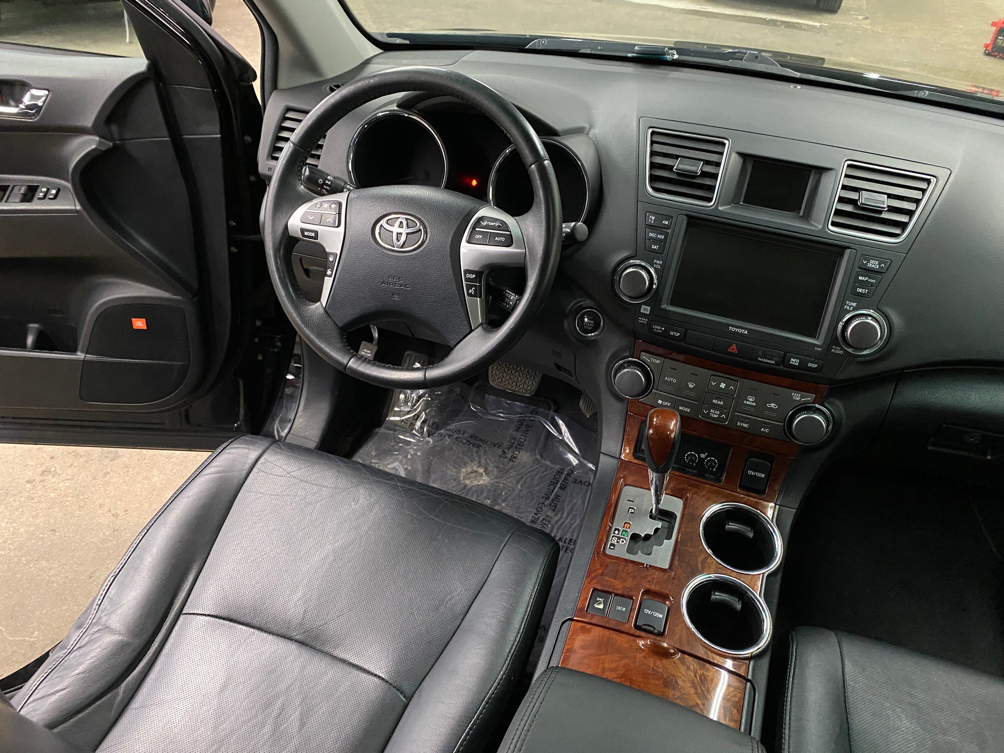 2011 Toyota Highlander Limited - Photo 20