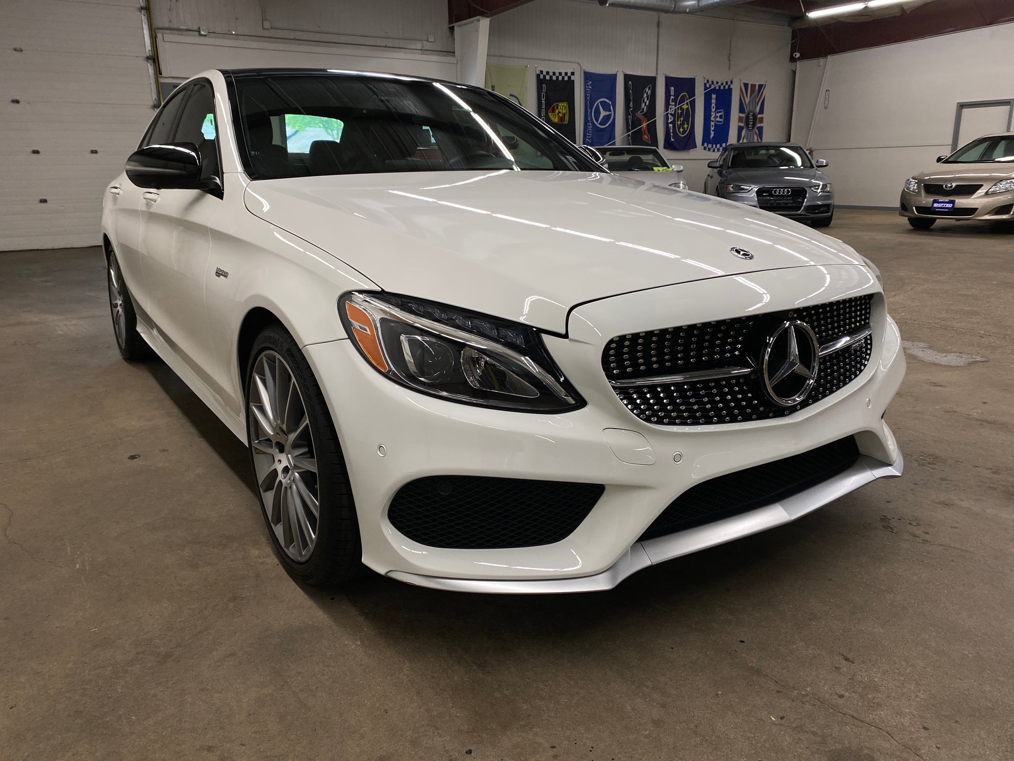 2018 Mercedes-Benz C-Class Sedan AMG C43 - Photo 6