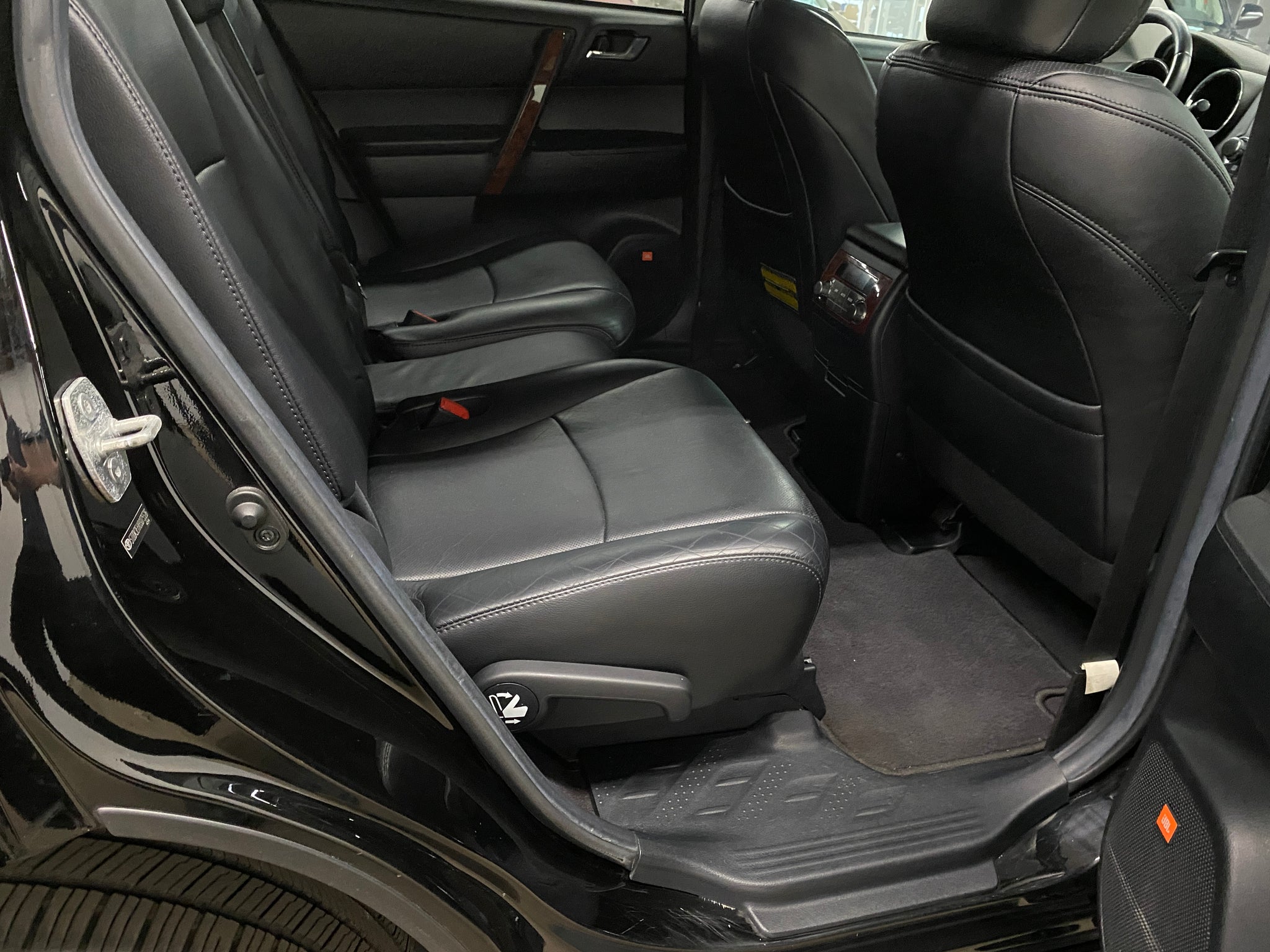 2011 Toyota Highlander Limited - Photo 52