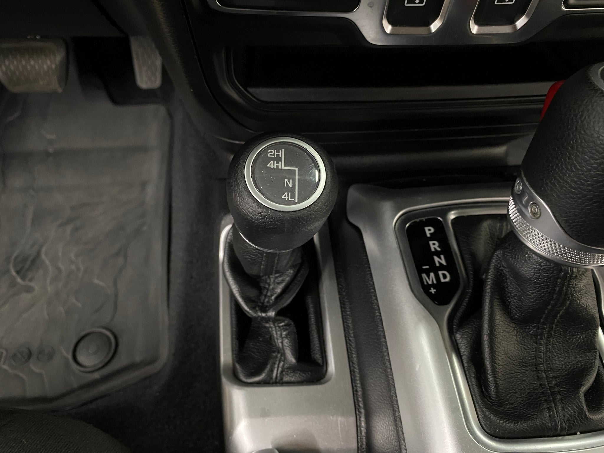 2020 Jeep Wrangler Sport S - Photo 28