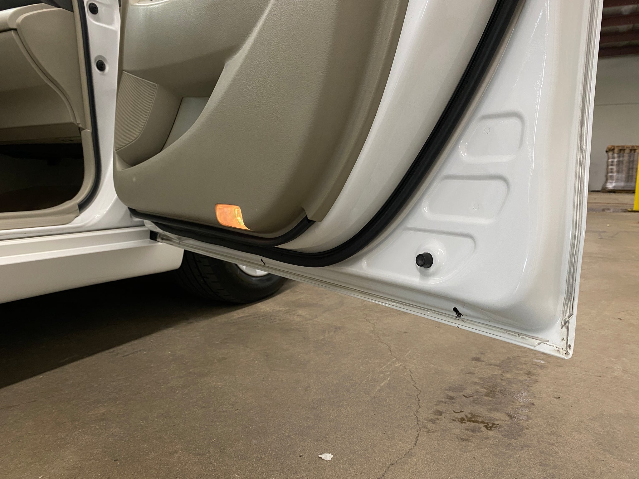 2011 Toyota Camry LE - Photo 45