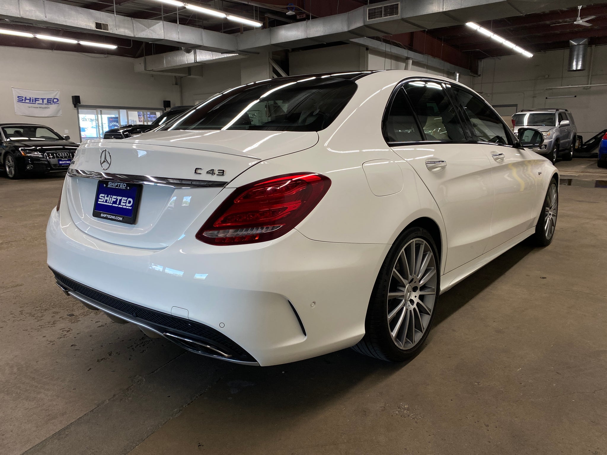 2018 Mercedes-Benz C-Class Sedan AMG C43 - Photo 5