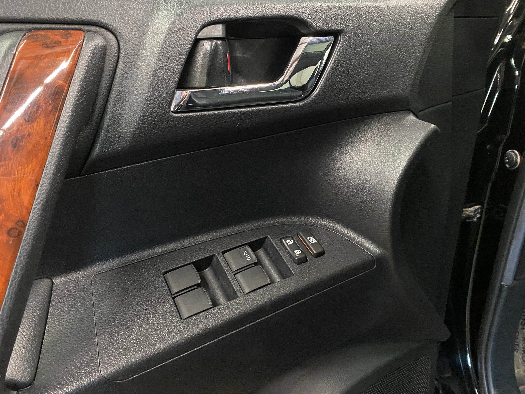 2011 Toyota Highlander Limited - Photo 11