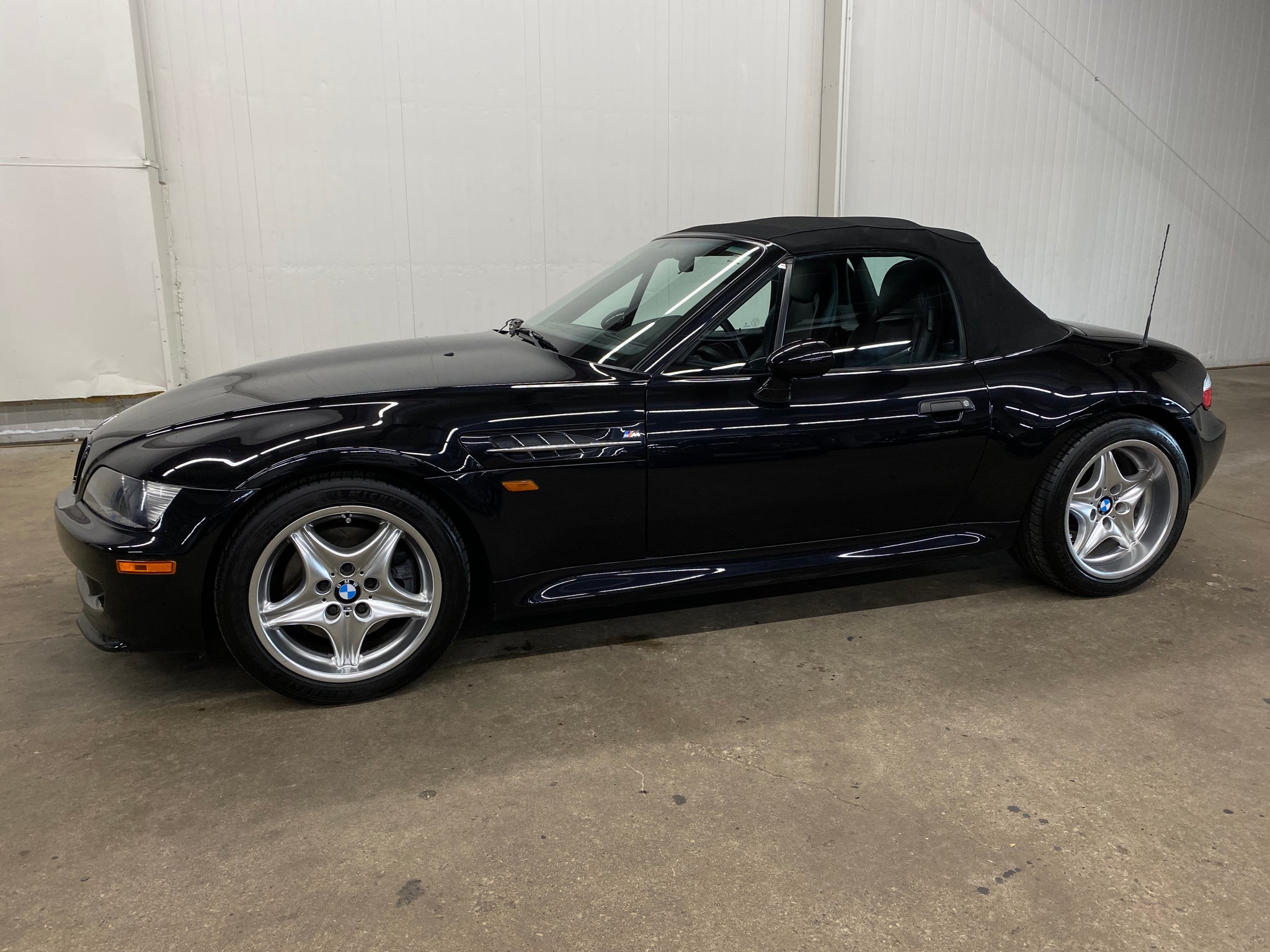 1998 BMW Z3 Base