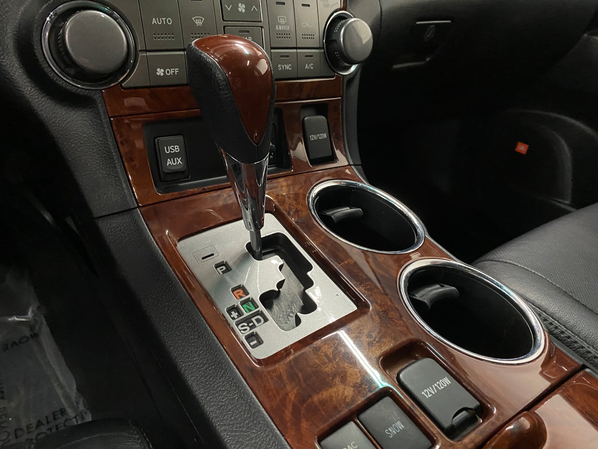 2011 Toyota Highlander Limited - Photo 31