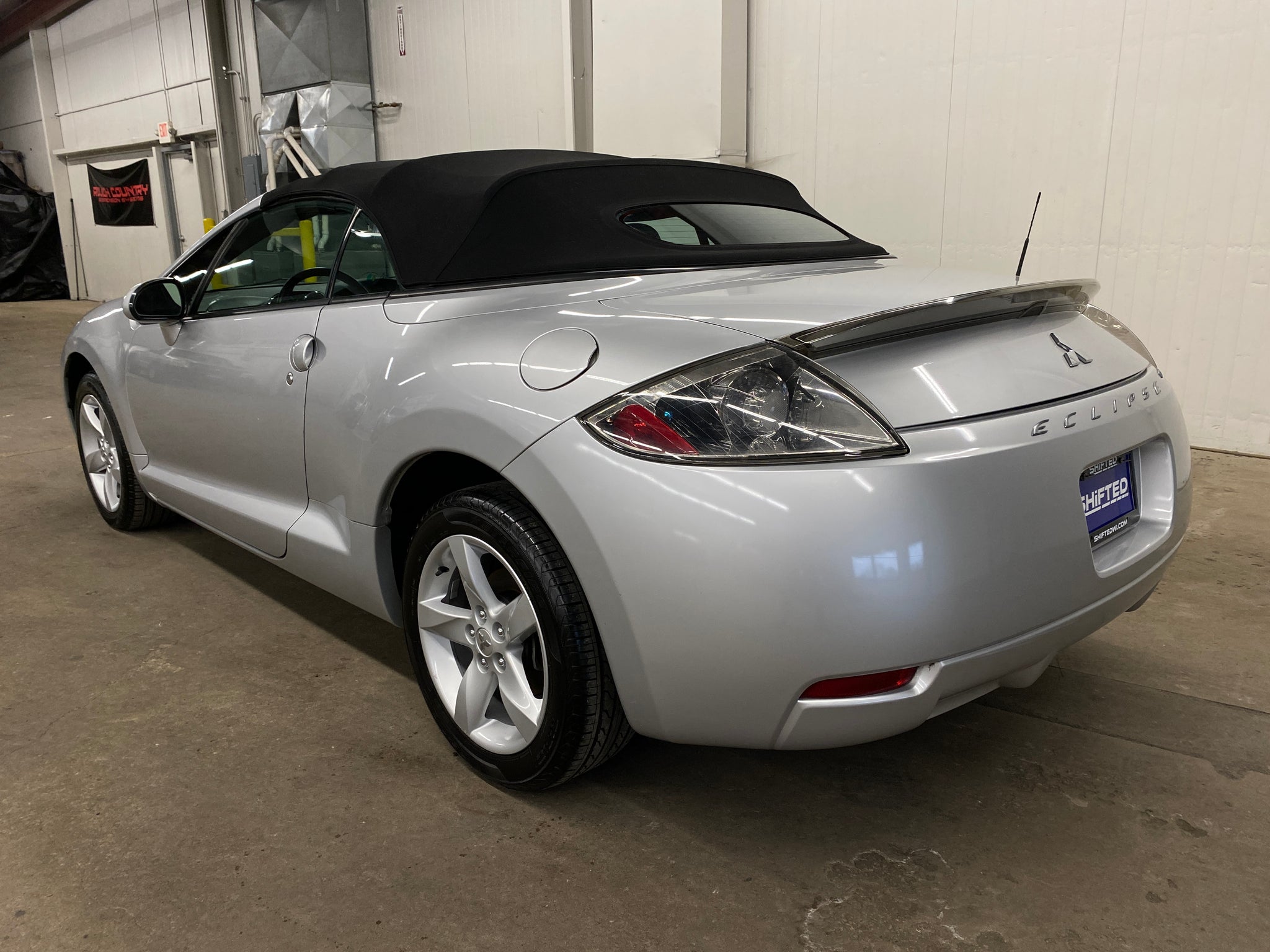 2007 Mitsubishi Eclipse Spyder GT - Photo 11