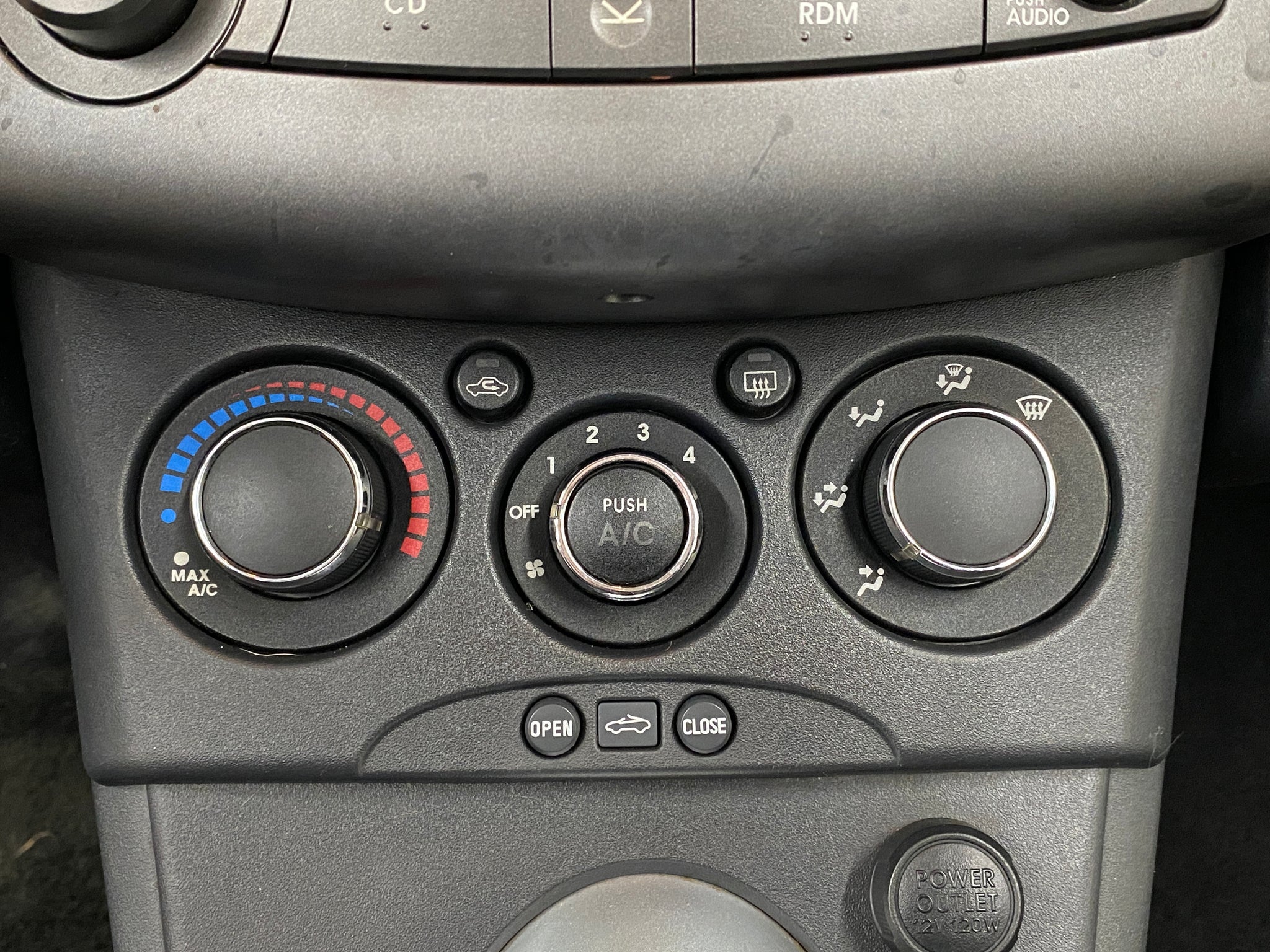 2007 Mitsubishi Eclipse Spyder GT - Photo 29