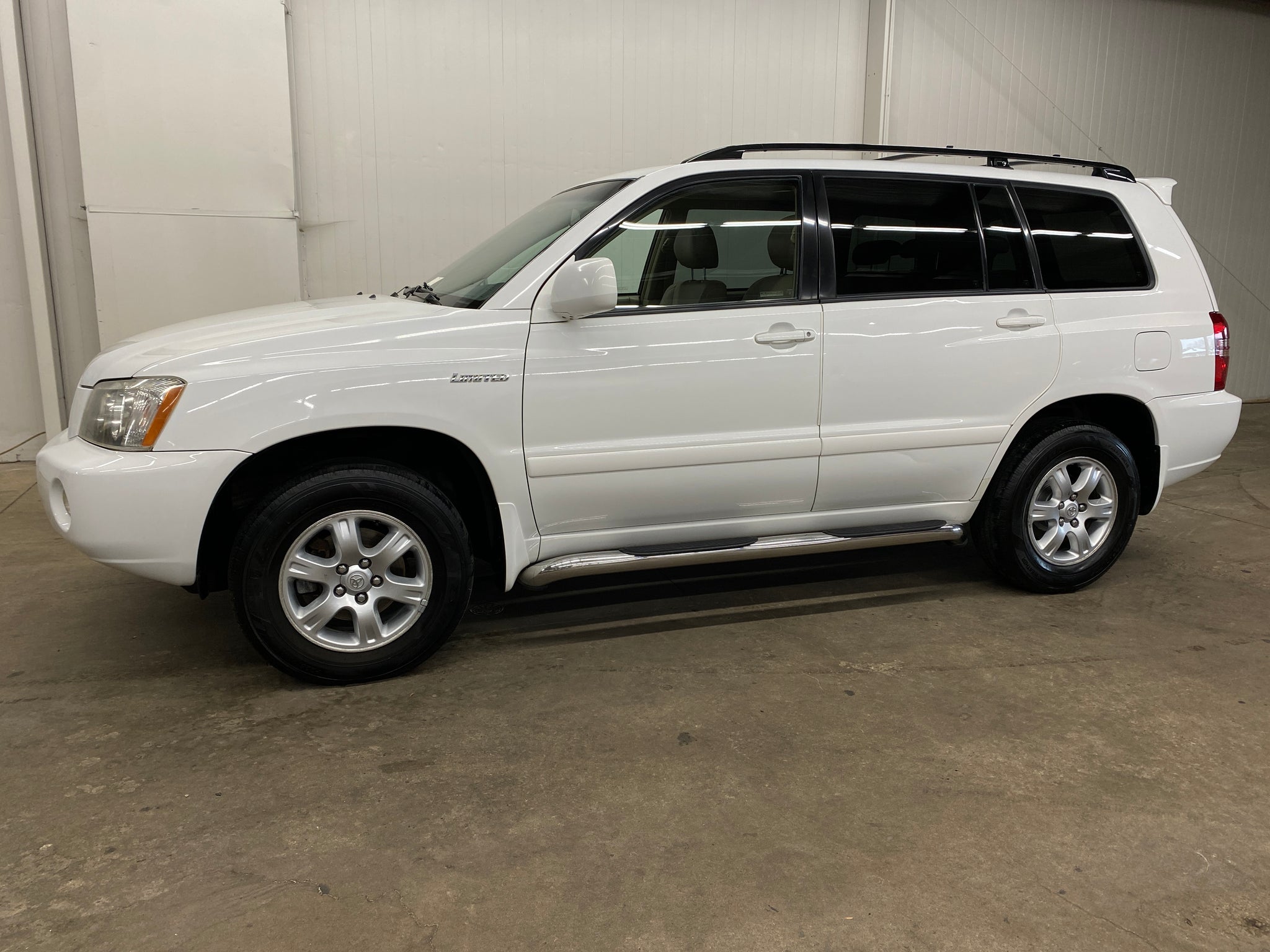 2002 Toyota Highlander Limited's photo