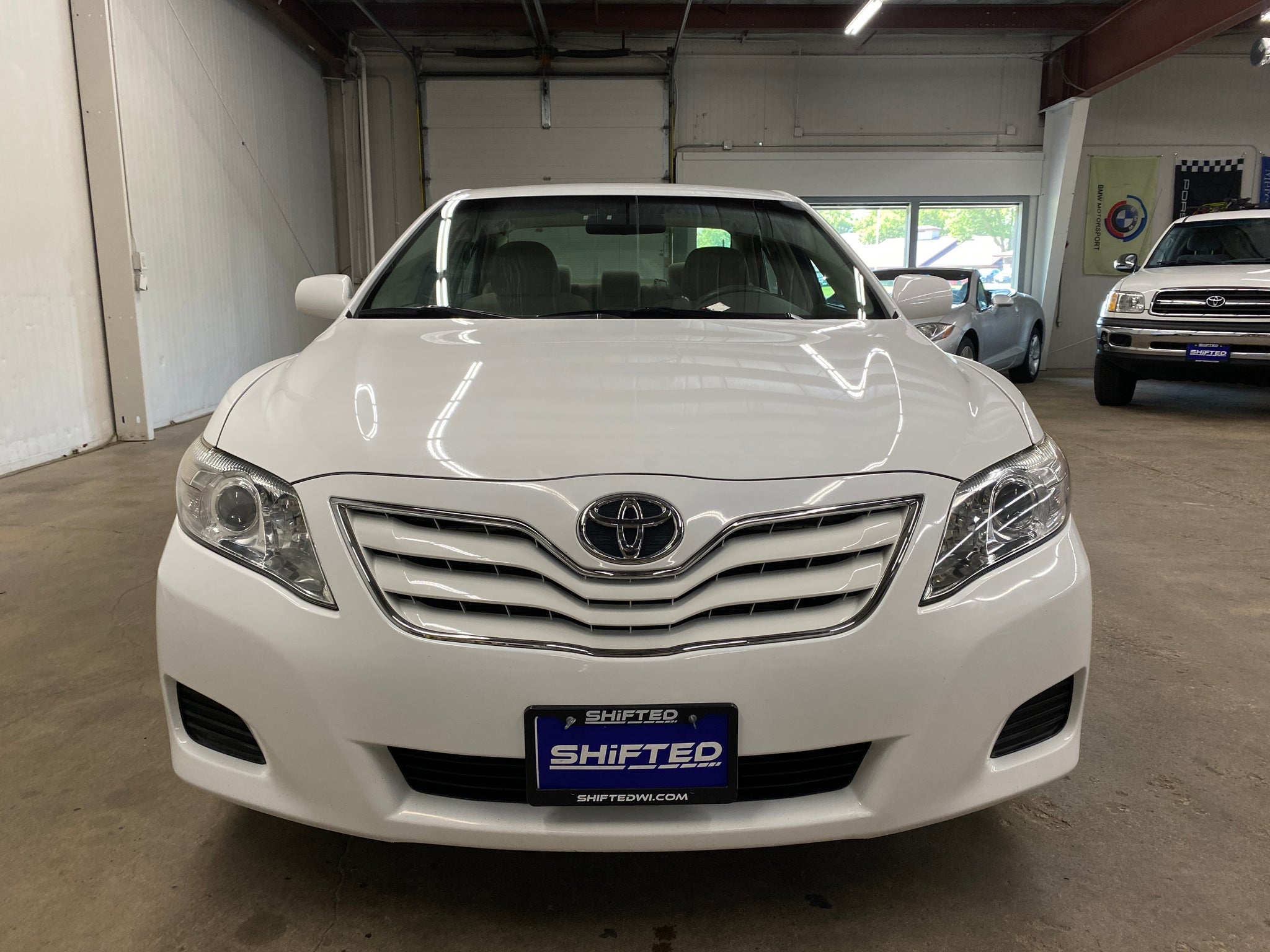 2011 Toyota Camry LE - Photo 7