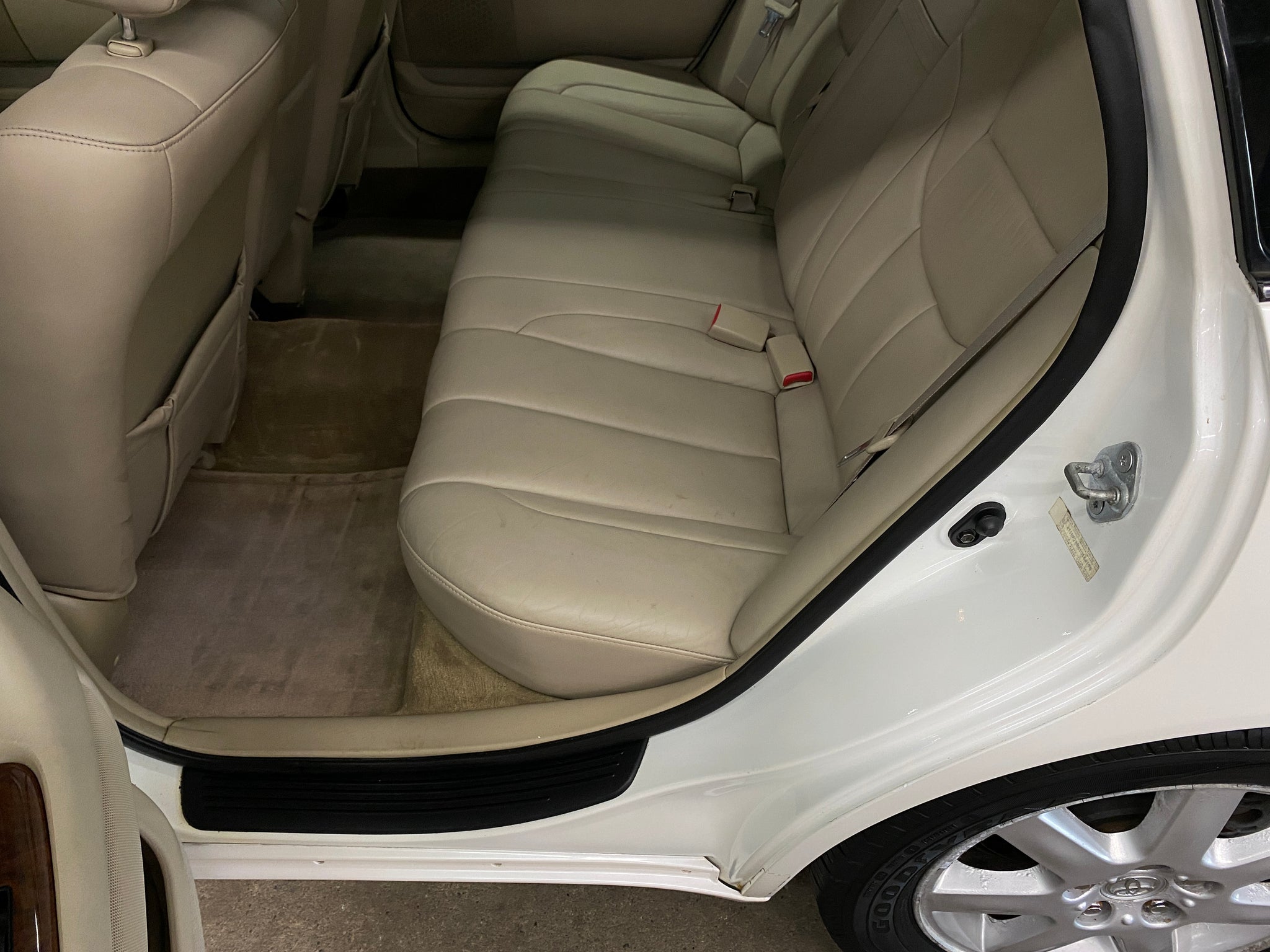 2001 Toyota Avalon XLS - Photo 49