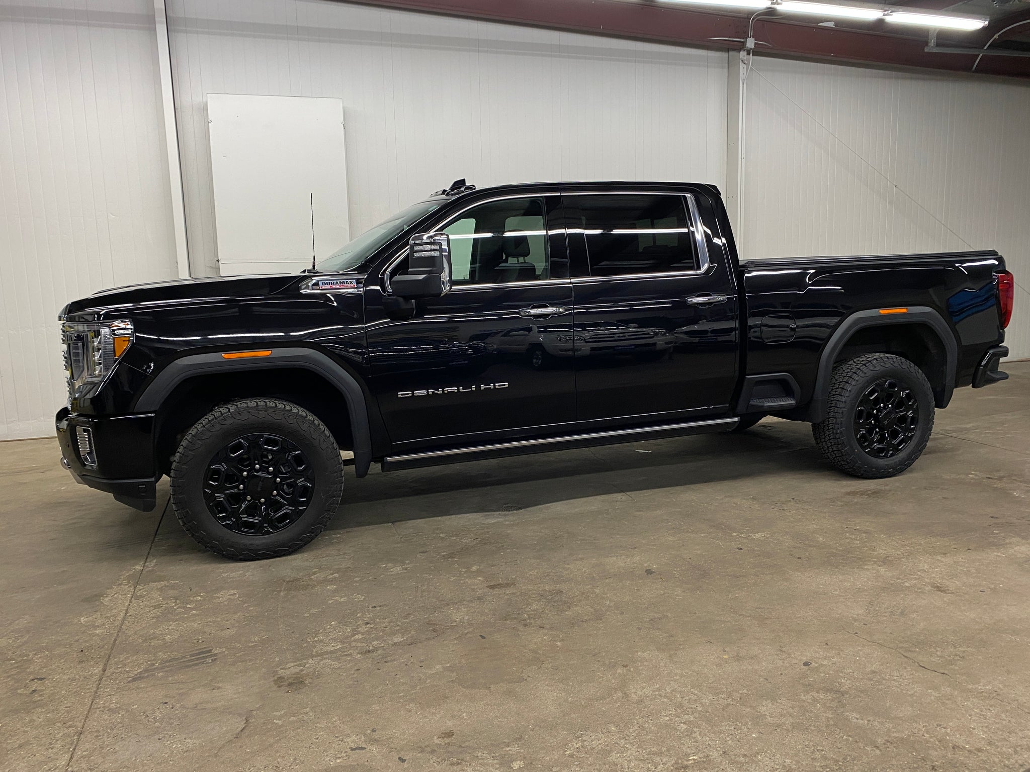 2021 GMC Sierra 3500HD Denali's photo