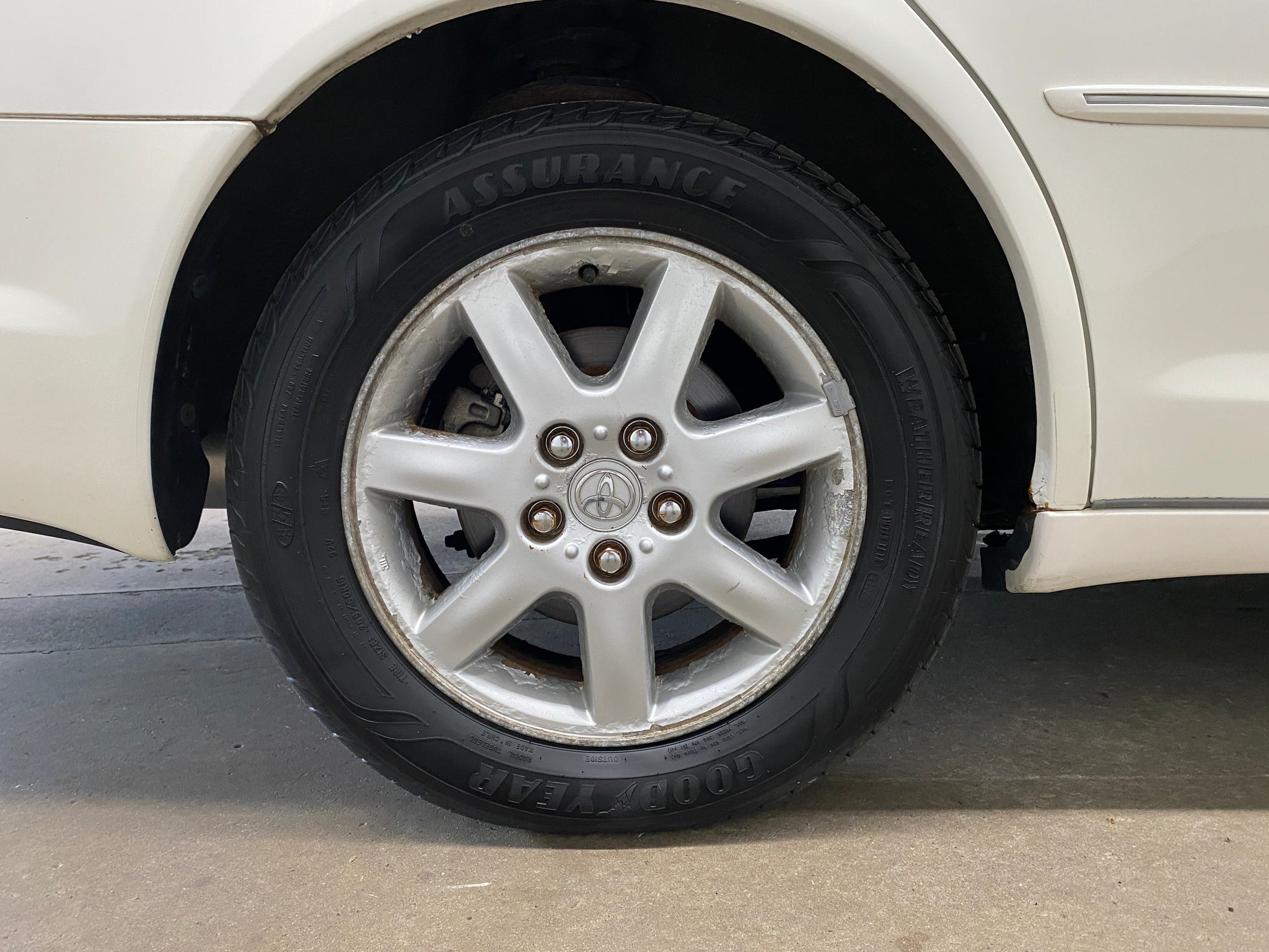 2001 Toyota Avalon XLS - Photo 36