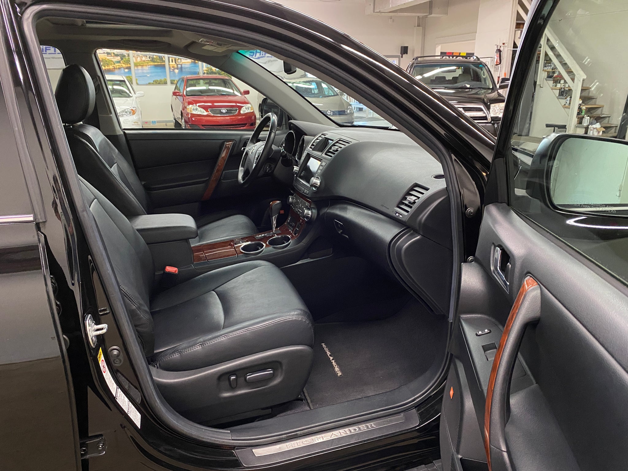 2011 Toyota Highlander Limited - Photo 19