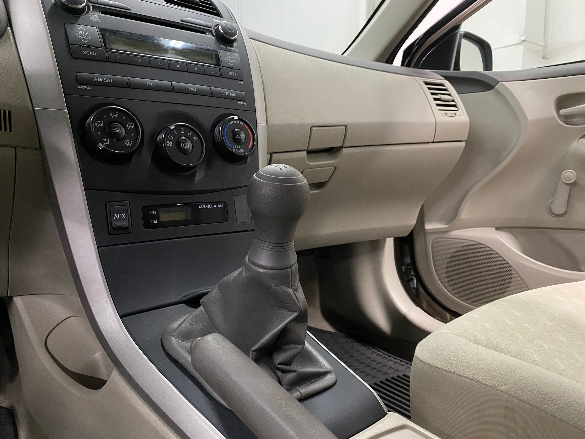 2010 Toyota Corolla S - Photo 22