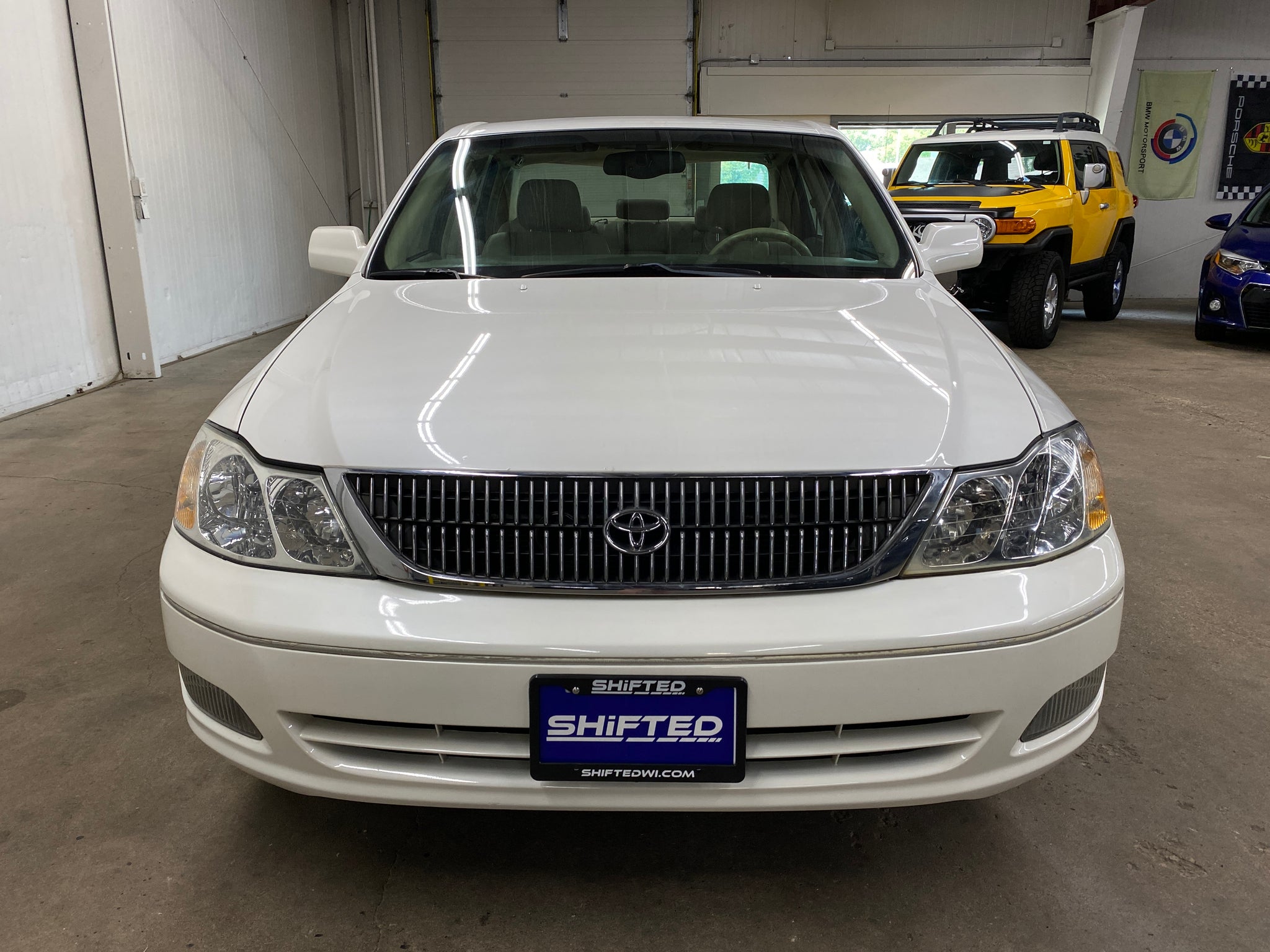 2001 Toyota Avalon XLS - Photo 7
