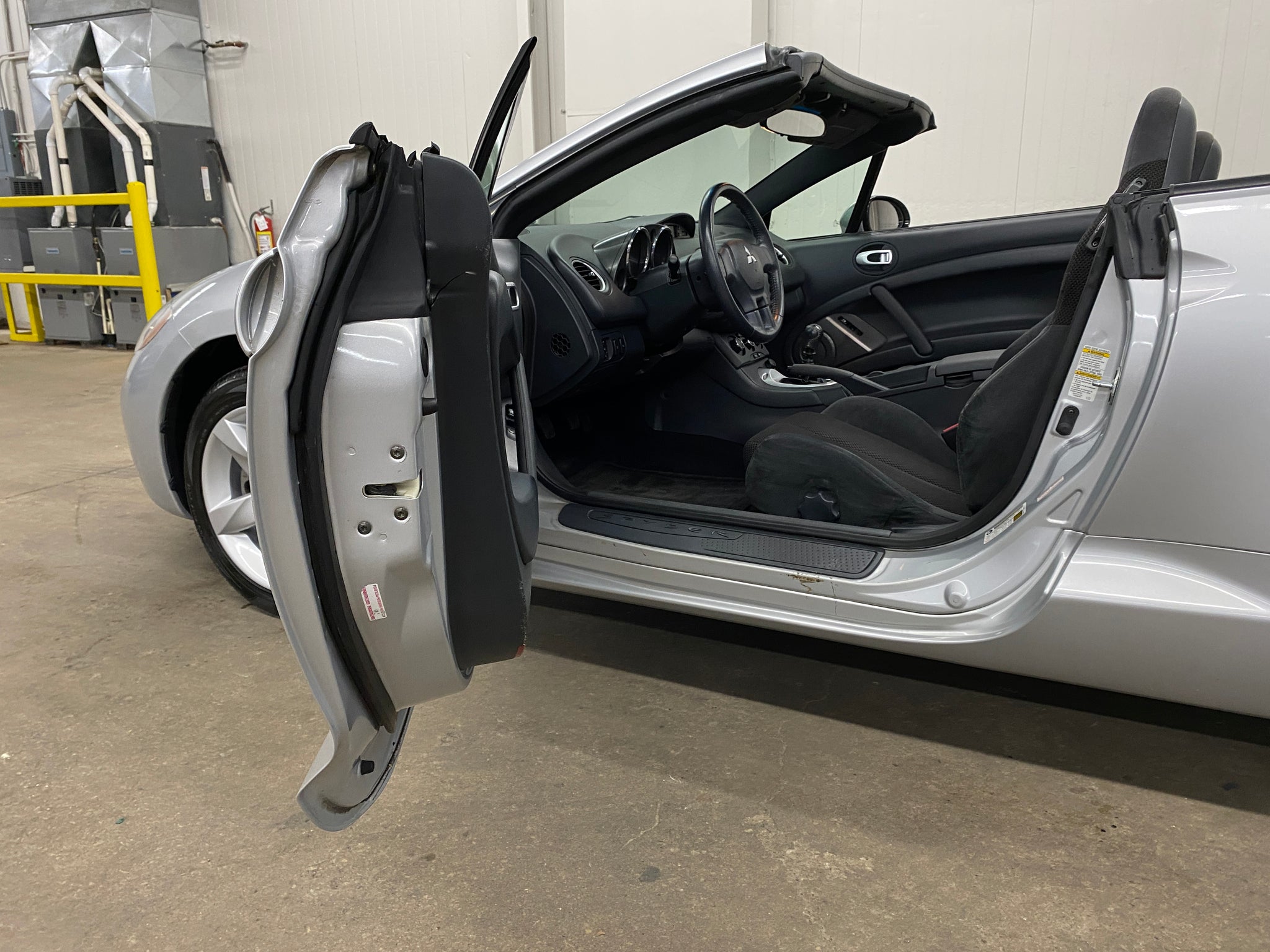 2007 Mitsubishi Eclipse Spyder GT - Photo 43