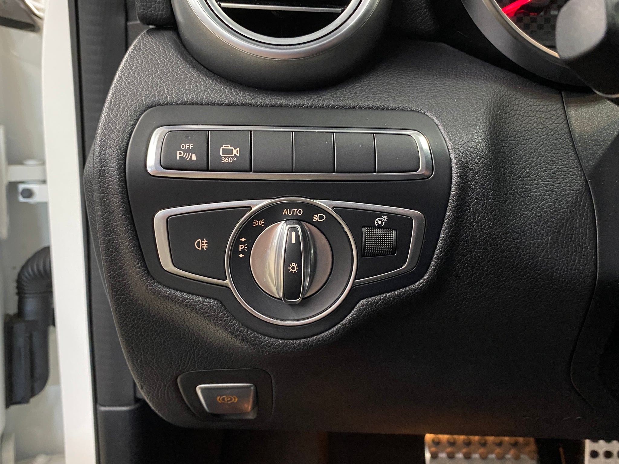 2018 Mercedes-Benz C-Class Sedan AMG C43 - Photo 12