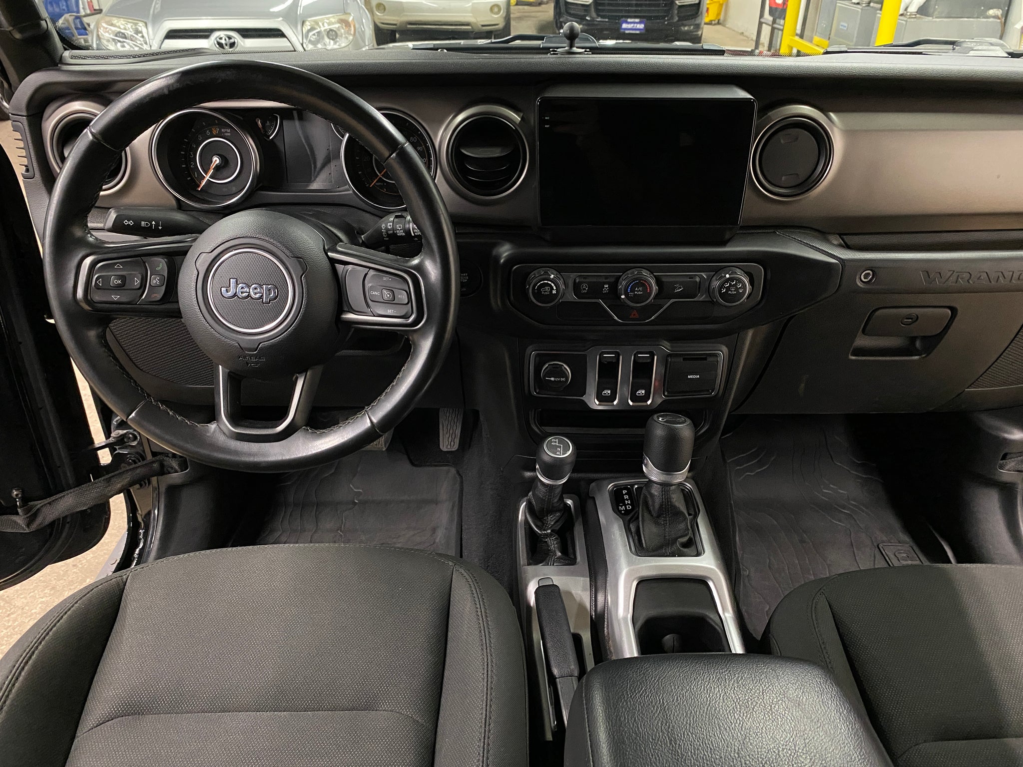 2020 Jeep Wrangler Sport S - Photo 17