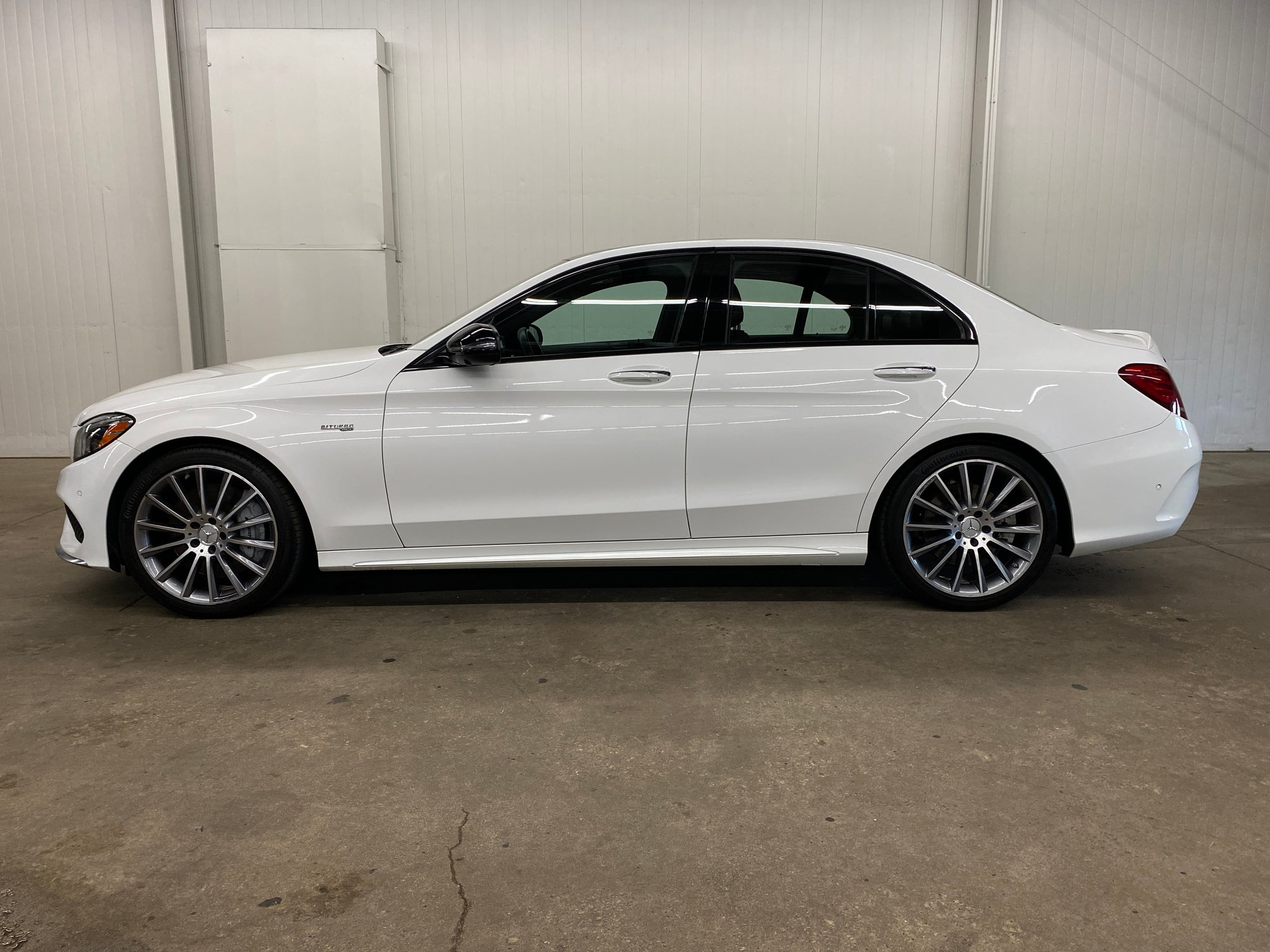 2018 Mercedes-Benz C-Class Sedan AMG C43 - Photo 2