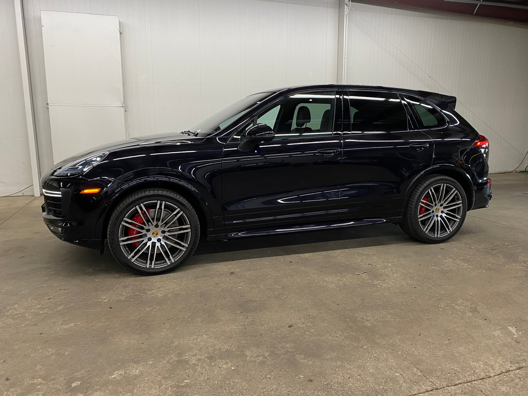 2017 Porsche Cayenne GTS