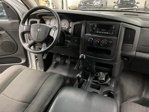 2004 Dodge Ram 1500 4WD V8 Quad Cab Manual