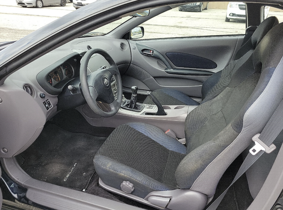 2000 Toyota Celica GT Manual