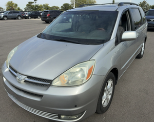 2004 Toyota Sienna XLE