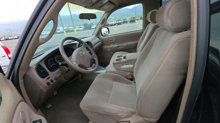 2004 Toyota Tundra SR5 4WD V8 Reg Cab