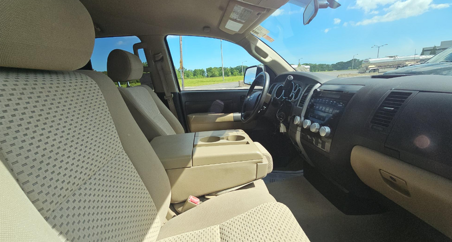 2010 Toyota Tundra Double Cab 4WD 4.6L