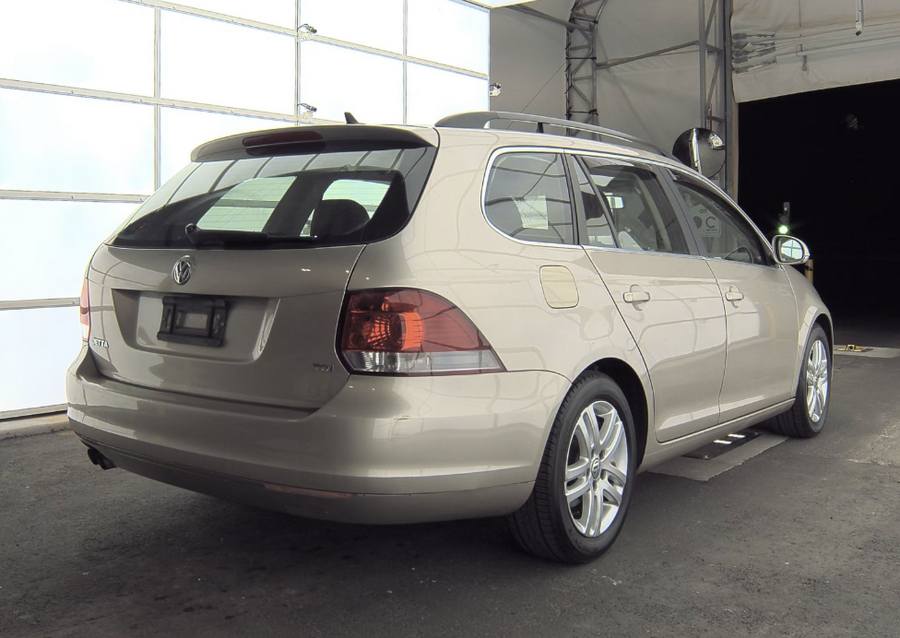2014 Volkswagen SportWagen TDI Manual