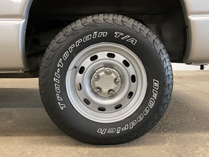 2004 Dodge Ram 1500 4WD V8 Quad Cab Manual