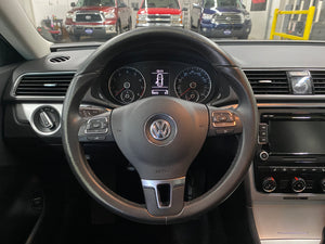 2013 Volkswagen Passat 2.5 SE Manual