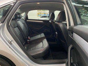 2013 Volkswagen Passat 2.5 SE Manual
