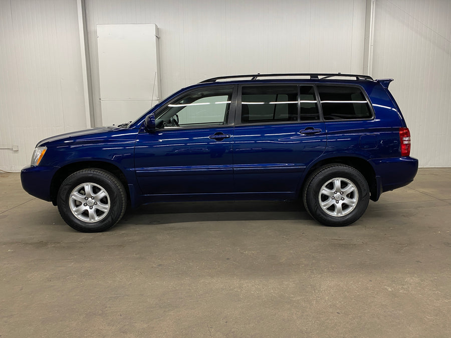 SOLD - 2002 Toyota Highlander 4WD 3.0L