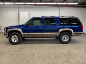 1996 Chevrolet Suburban K2500 4WD 7.4L