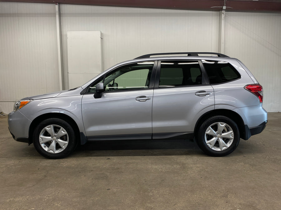 2016 Subaru Forester 2.5 Premium Manual