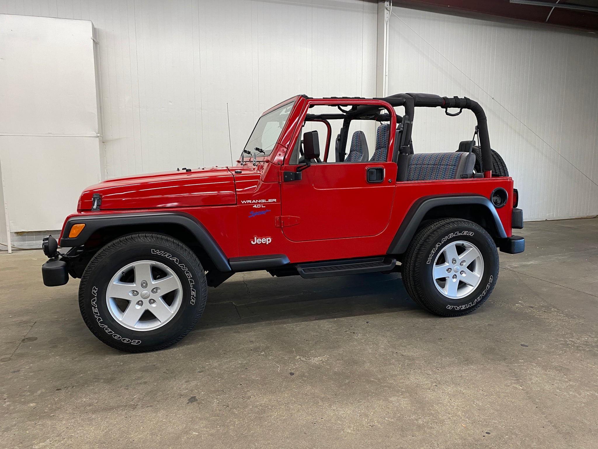 1997 Jeep Wrangler Sport 4.0L Manual