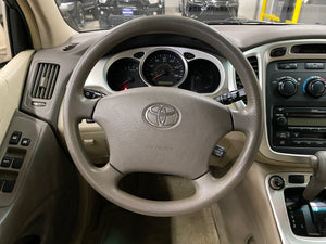 2004 Toyota Highlander V6 AWD 3rd Row