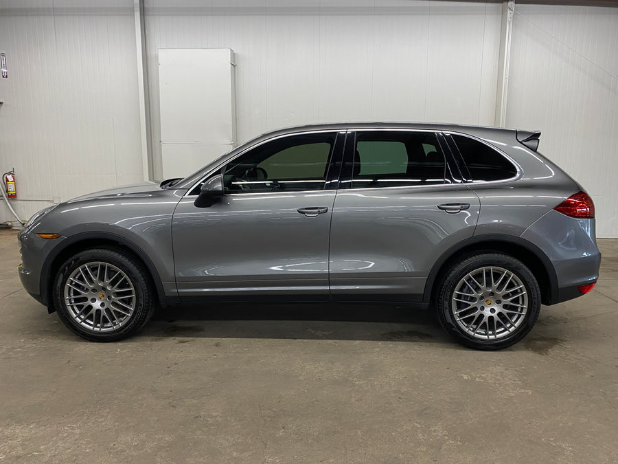 SOLD - 2014 Porsche Cayenne AWD V6