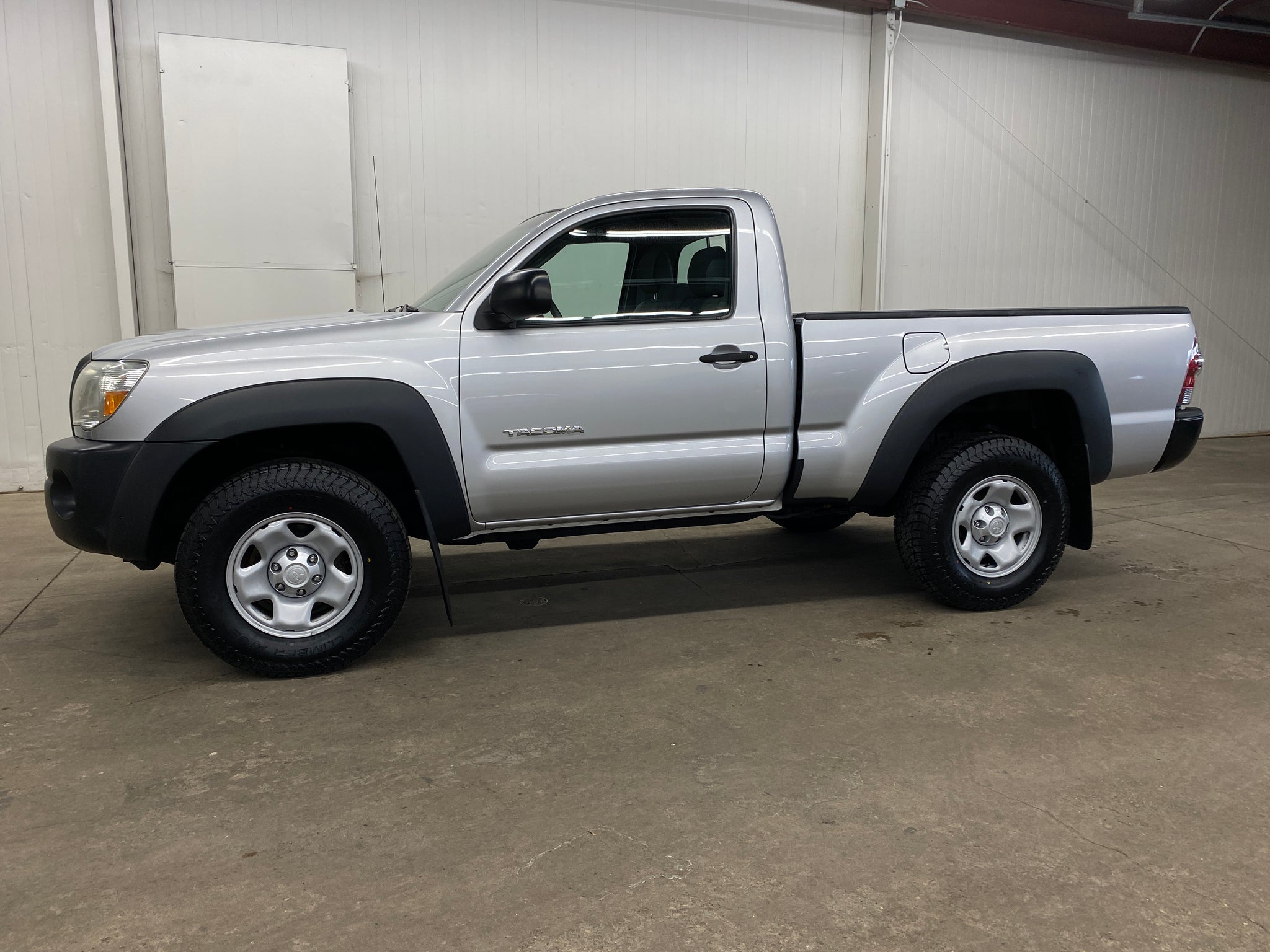 2010 Toyota Tacoma Regular Cab 4WD Manual
