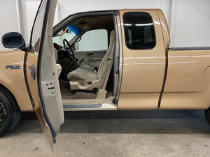 2001 Ford F-150 Extended Cab RWD Manual