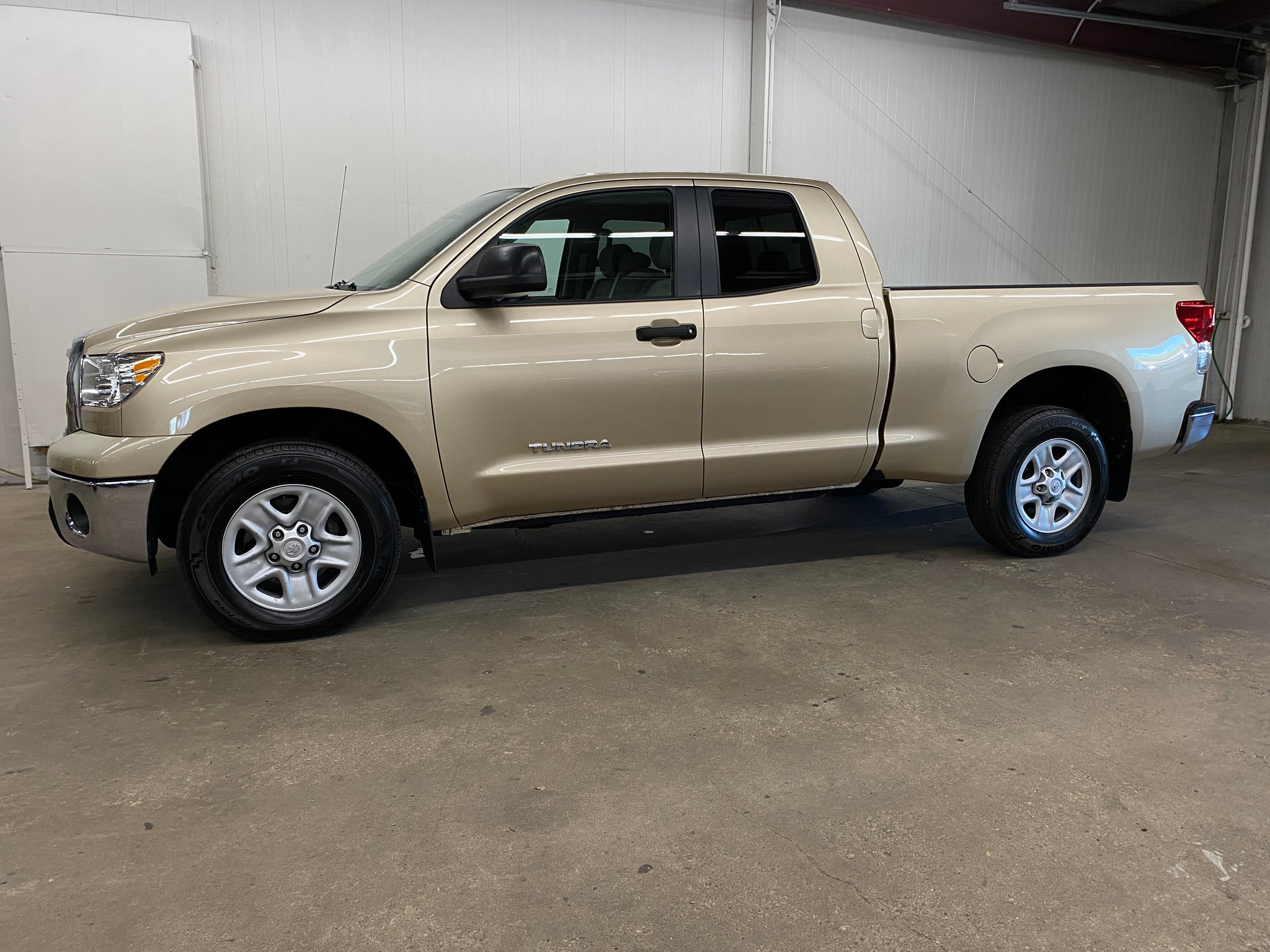 2010 Toyota Tundra Double Cab 4WD 4.6L
