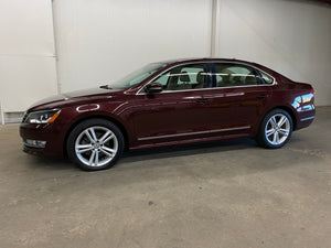 2014 Volkswagen Passat SEL Premium TDI