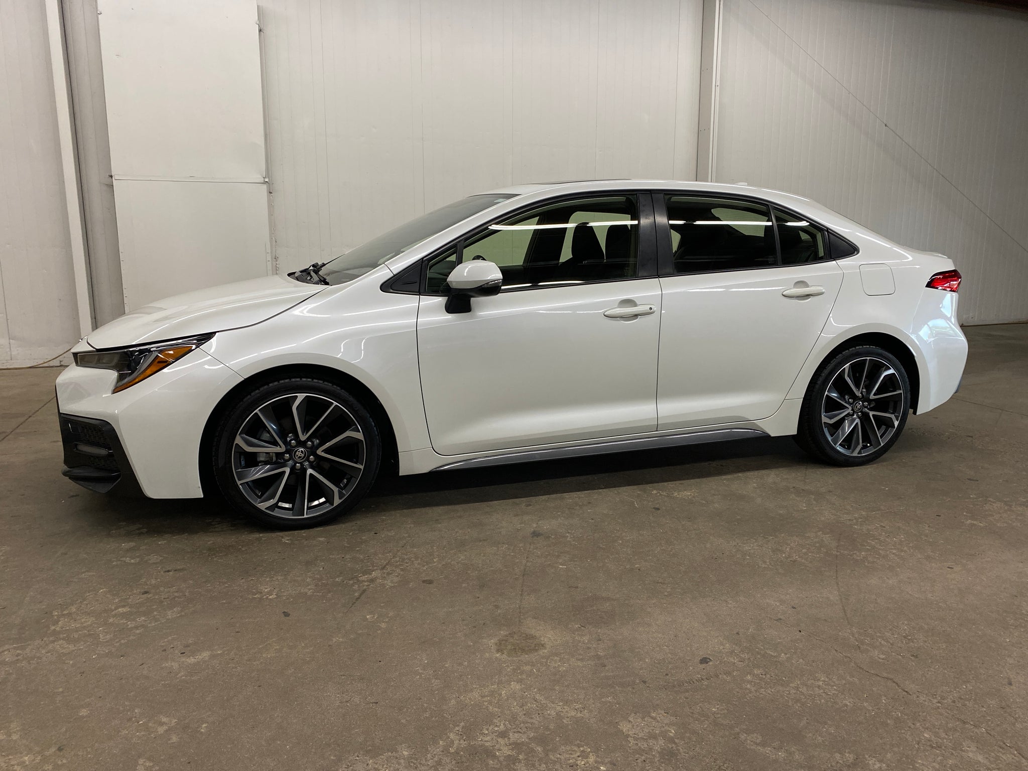 2020 Toyota Corolla SE Manual